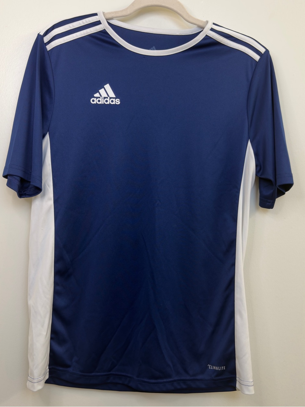 adidas Navy Men’s and White Short-Sleeve Sports Tee Size XL